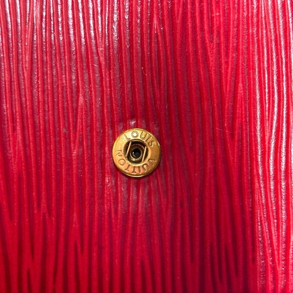 Louis Vuitton | Red Epi Leather Agenda Cover MM | Vintage Planner - Picture 14 of 16